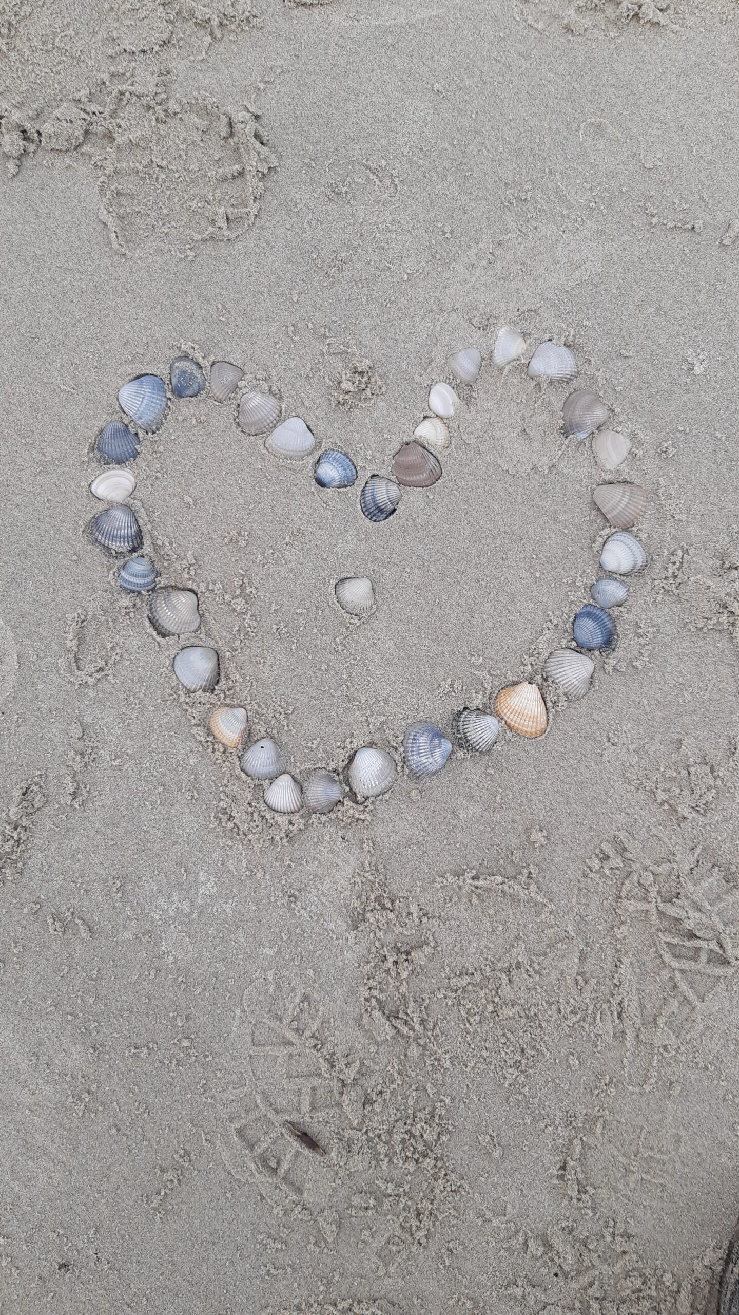 Een beetje meer liefde (Samen op afstand)